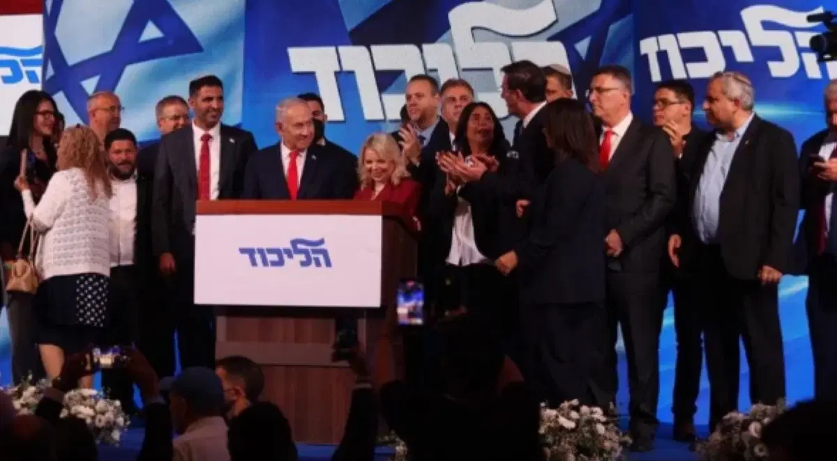 Hebrew Channel: Deal for Netanyahu to assume premiership in rotation with Eisenkot